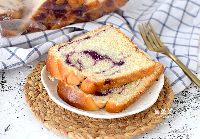 紫薯牛奶吐司的做法，省时省力，当早餐营养美味，每天多睡十分钟