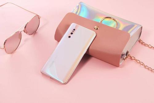 OPPO Reon 5系列曝光 或将采用骁龙8系处理器