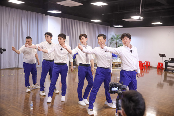 From " brotherly affection " to " step on a person to go up " , " the limit is challenged " already defeated smooth stranger reason