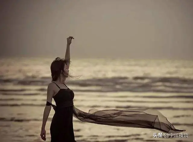 适合毕业季的句子 致毕业的青春句子简短图片