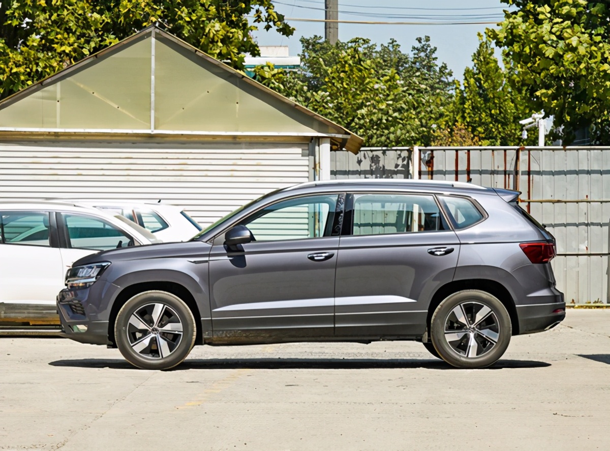上汽大众途岳，车长4453毫米，短小精悍家用SUV