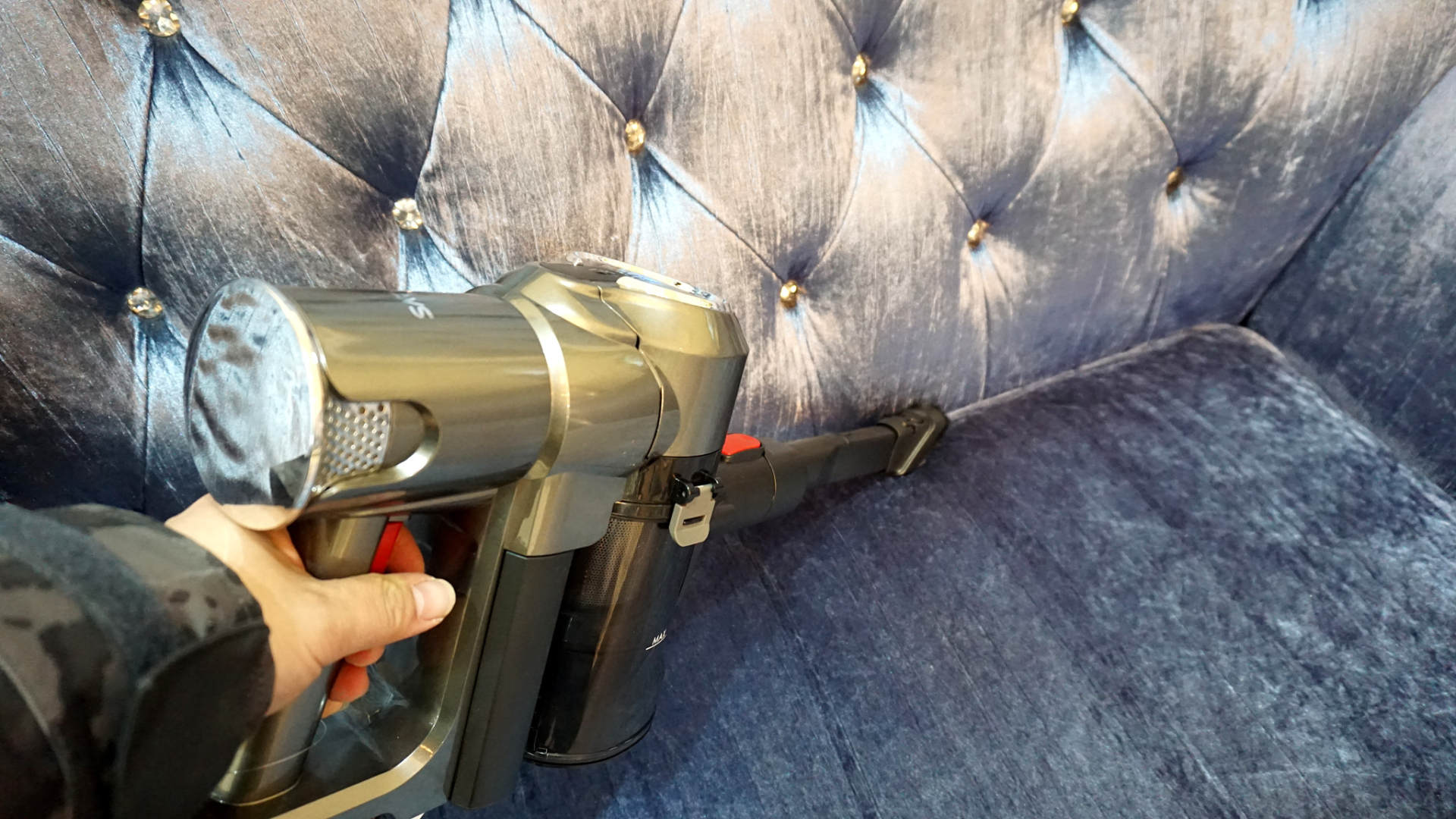 地面清洁的革命，设计比戴森更优秀，国货新品吸拖一体更高效