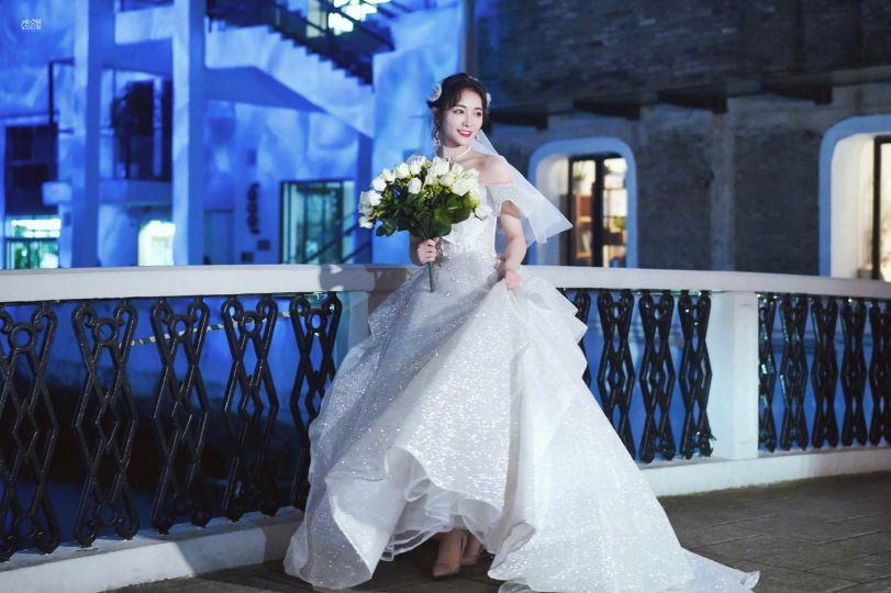 THE9许佳琪SNH48毕业婚纱造型新鲜释出！未来值得期待~