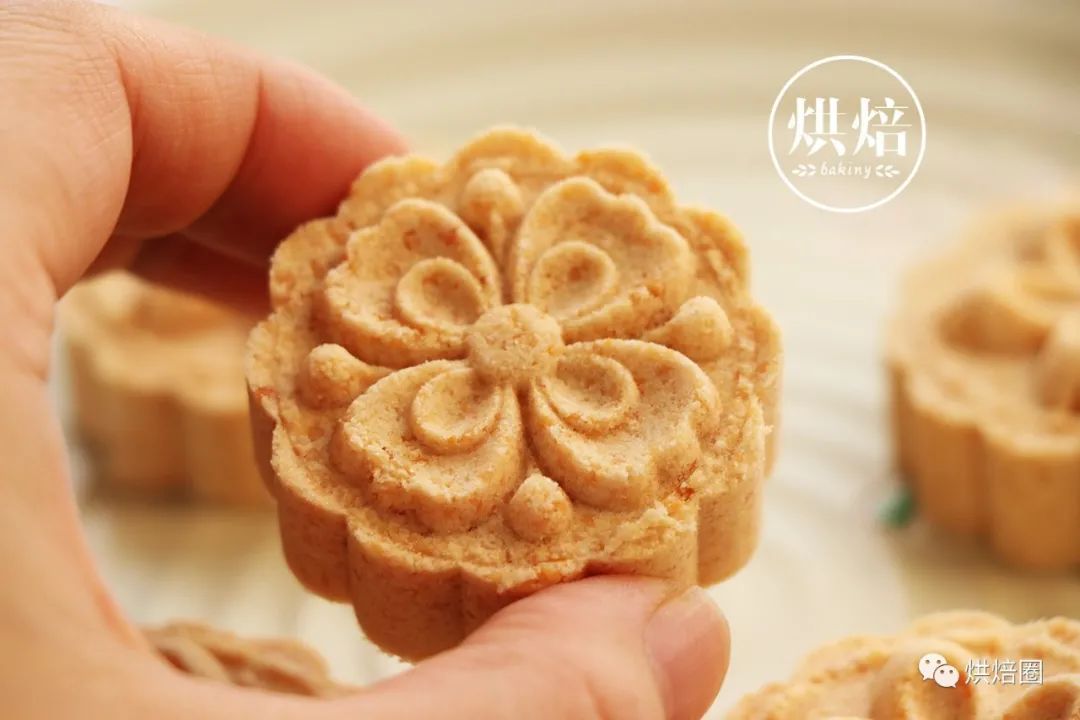 好酥啊 一碰就碎 夏季吃雪的感觉 入口即化花生酥糕