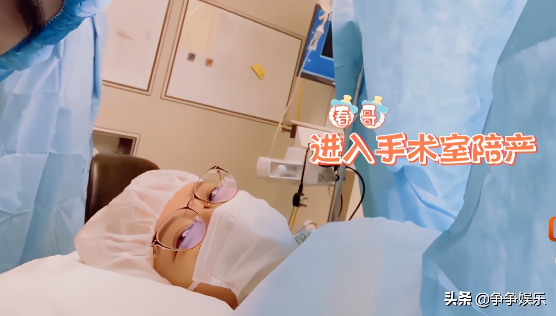 应采儿公开剖腹产过程，二胎颜值像妈妈，Jasper哥哥力满分