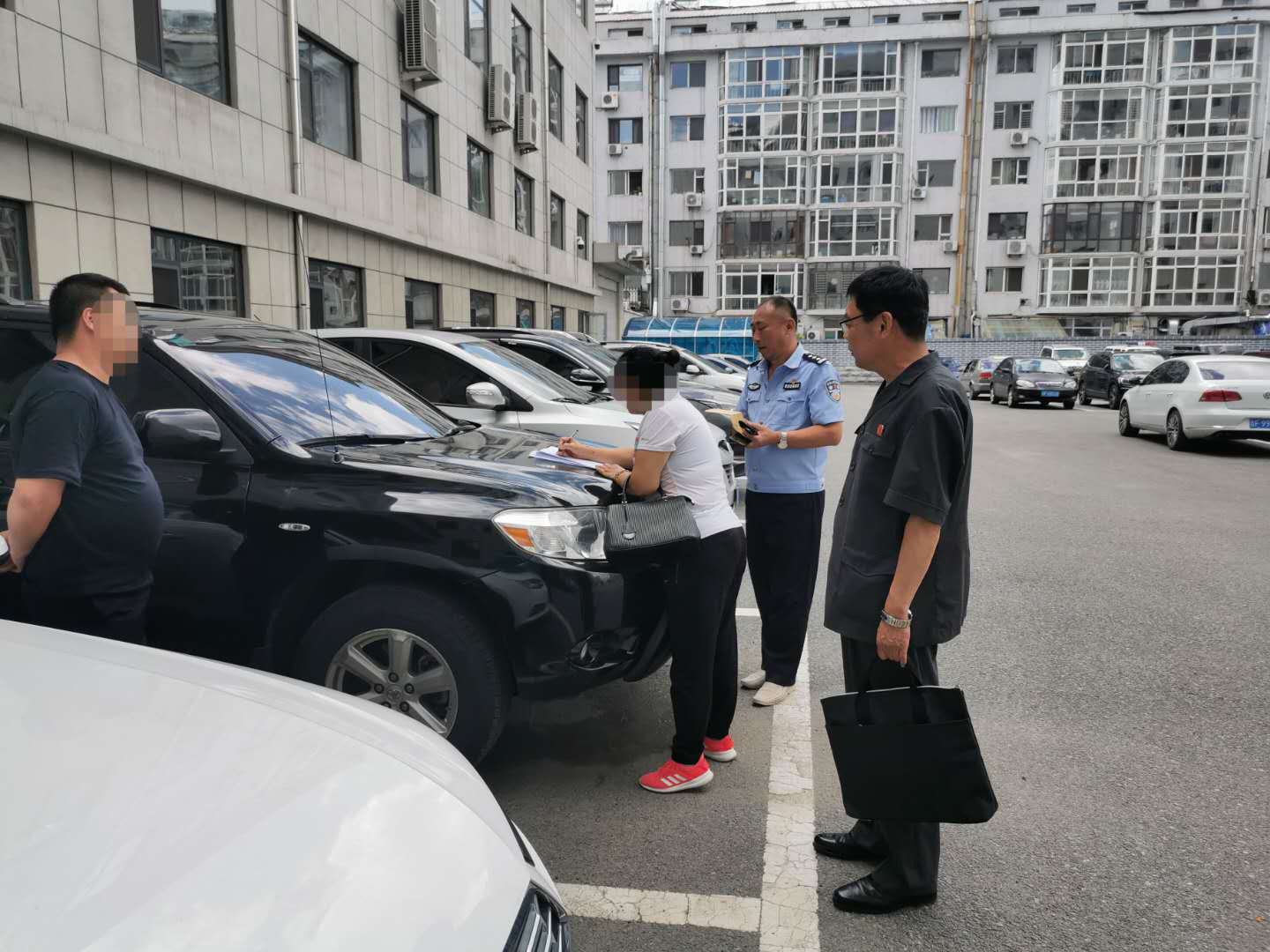 大案追踪：长白县人民法院财产刑执行进行中
