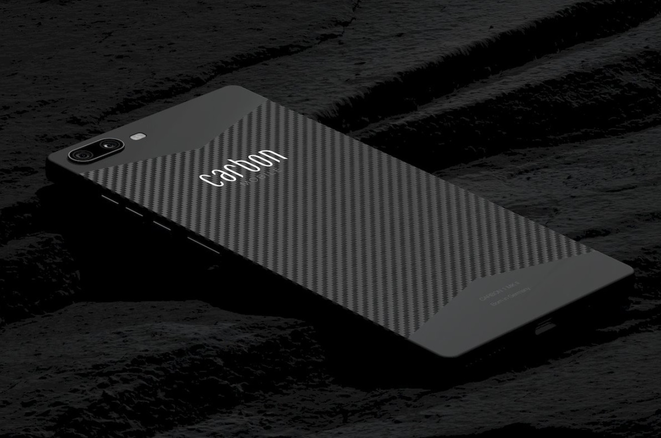 超跑变手机！全球首款碳纤维手机发布：仅6.3毫