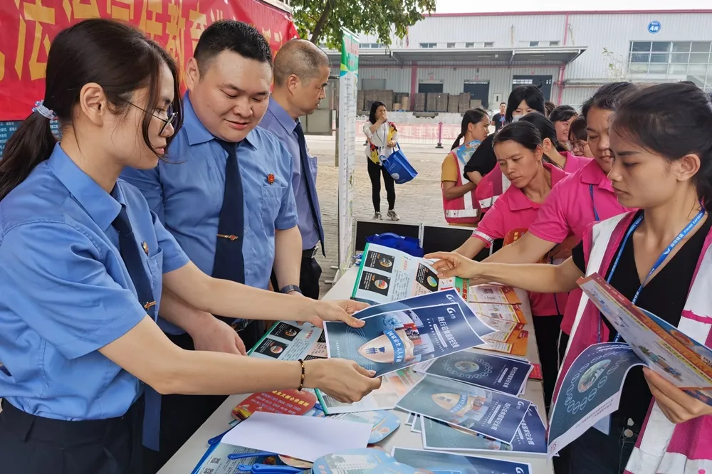 我为群众办实事 | 守护国家安全 筑牢人民防线——肇庆市检察院多措并举开展国家安全法治宣传活动