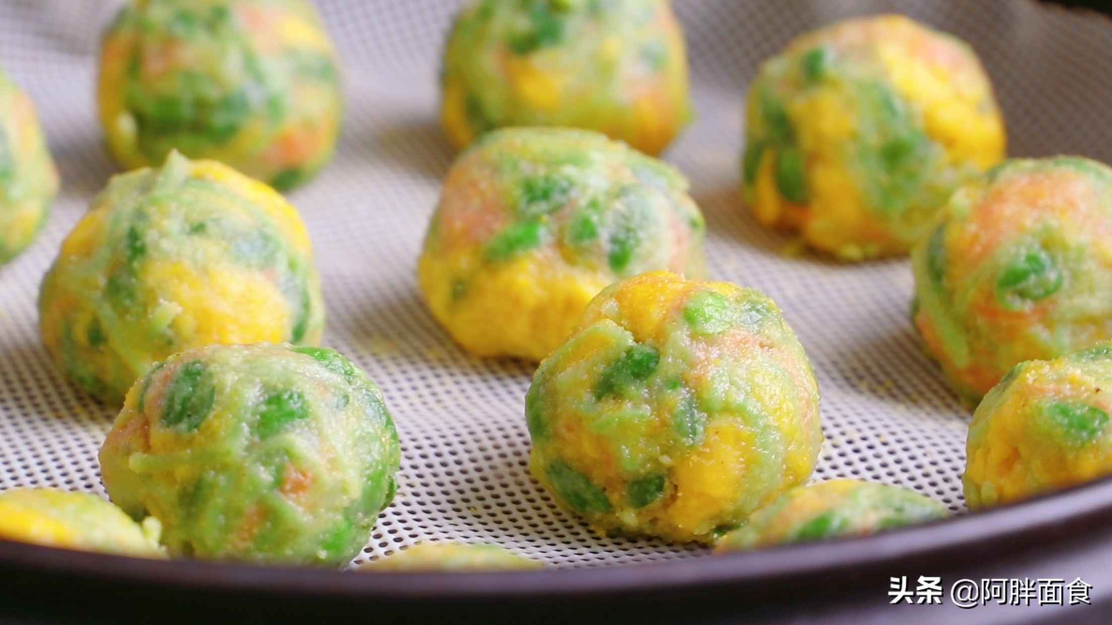 我家88歲爺爺愛這樣吃豆芽，做法簡單又營養，柔軟還好吃