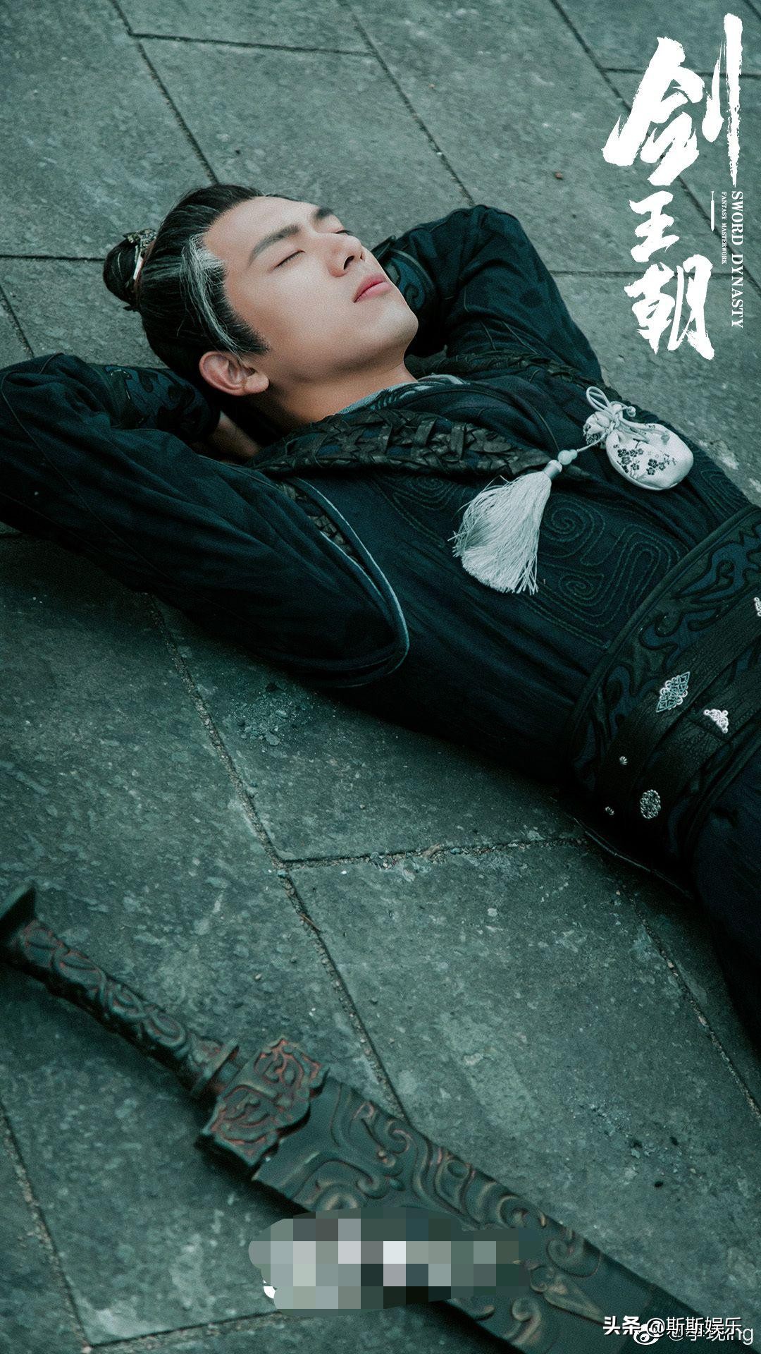 李现尝试寸头发型！没有刘海遮挡之后，颜值还