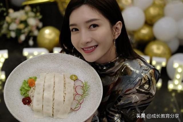 35岁的江疏影身材纤瘦，常年体重96斤，表示减肥需做到三点