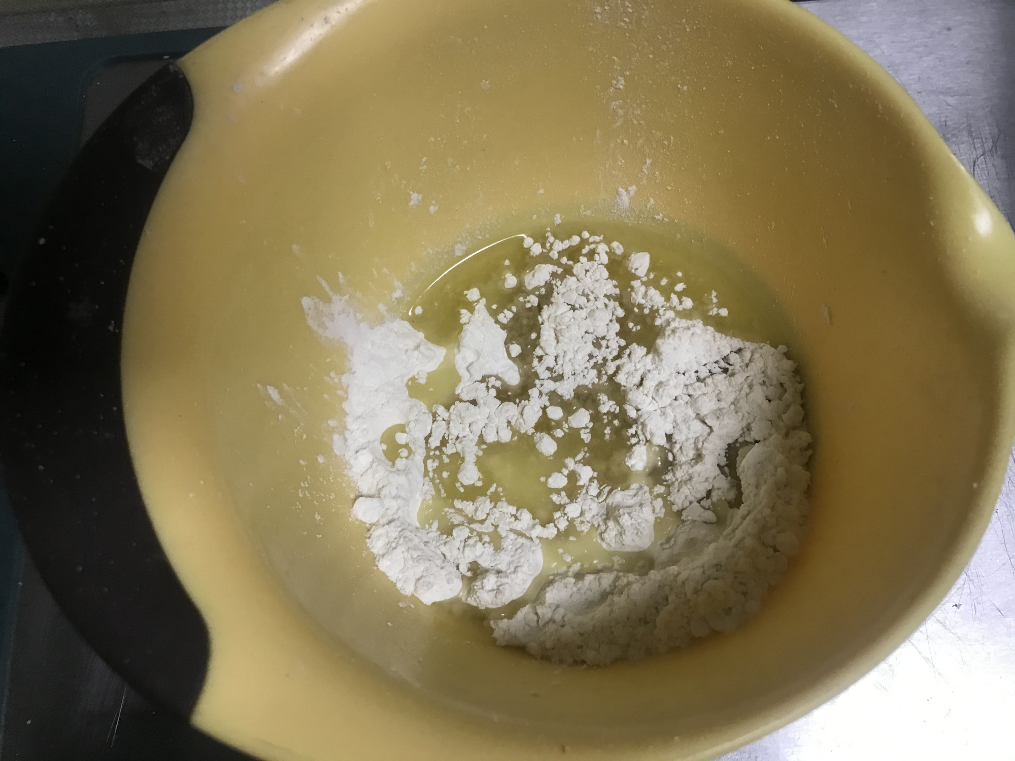 椒盐饼做法小技巧，学会可开店，香酥掉渣层次多，好吃不腻别错过