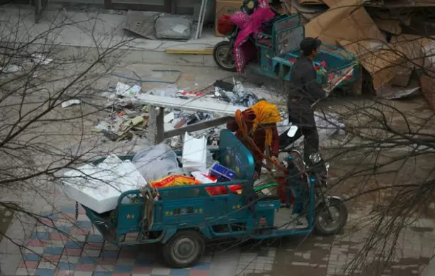 为什么总有小贩到农村高价收购“石磨石磙”？