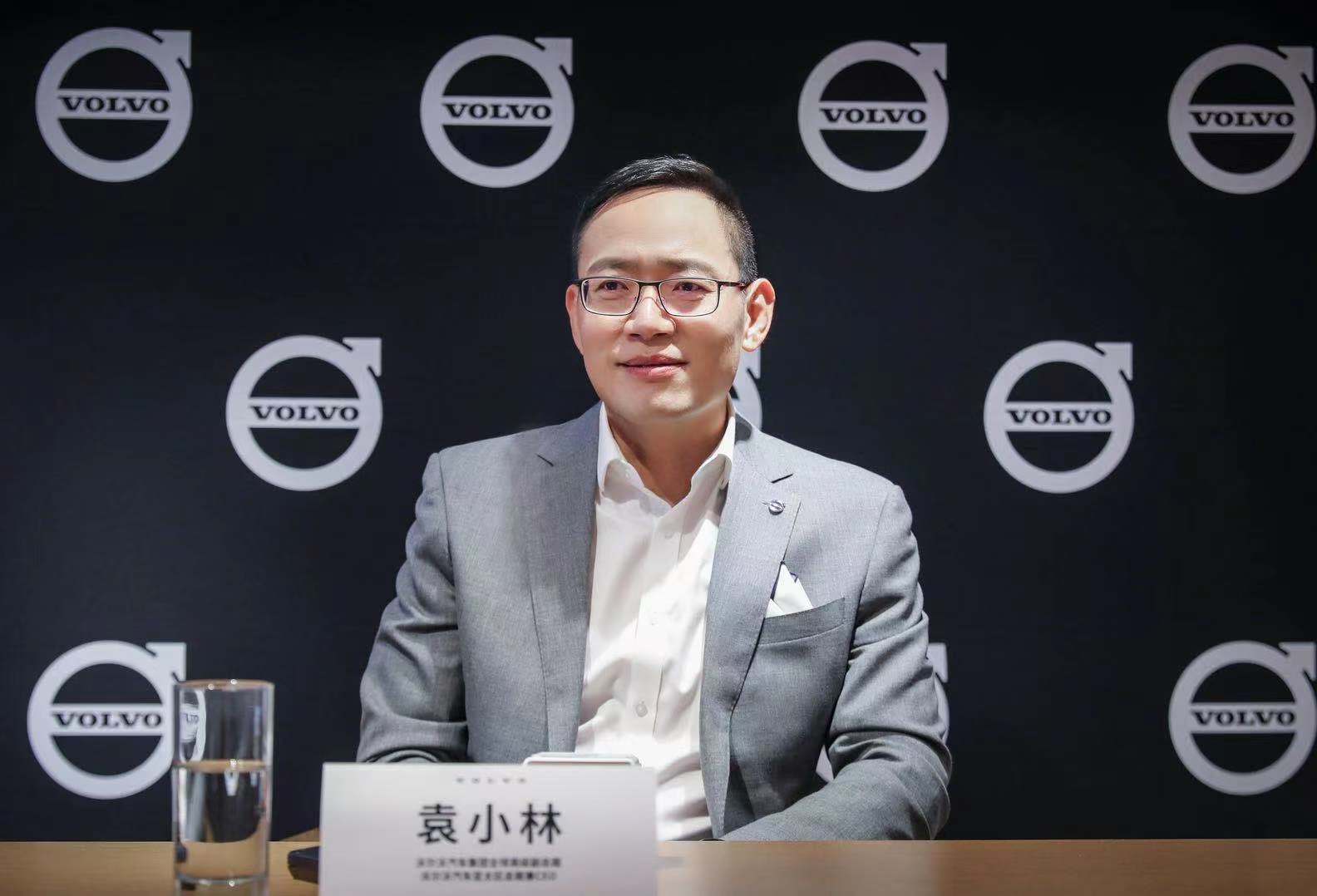 沃尔沃，正在“滑向”一线