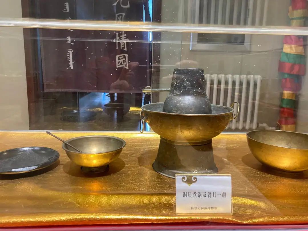 长春—通辽金秋首发团畅玩第二天：逛孝庄园、吃烧麦宴...