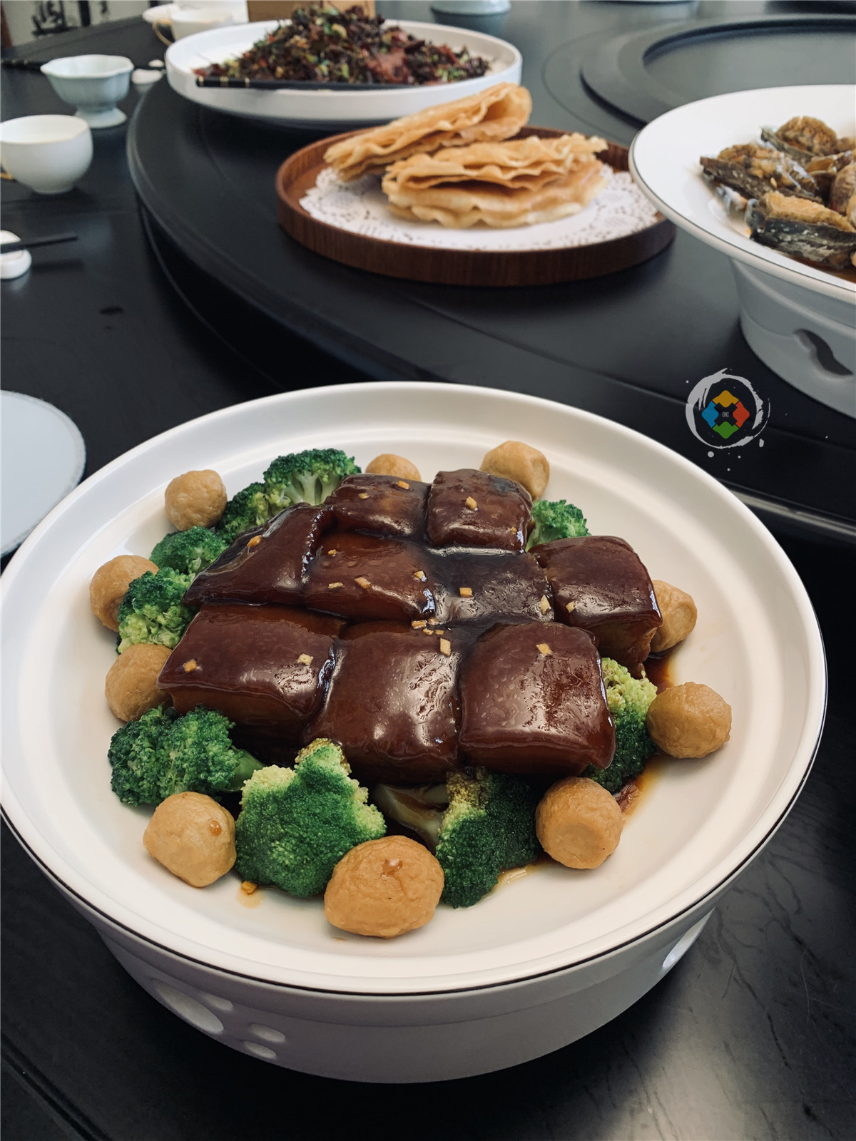 重庆人最爱吃的10家江湖菜，网红餐厅口碑差，饭粑跎不愧是老字号