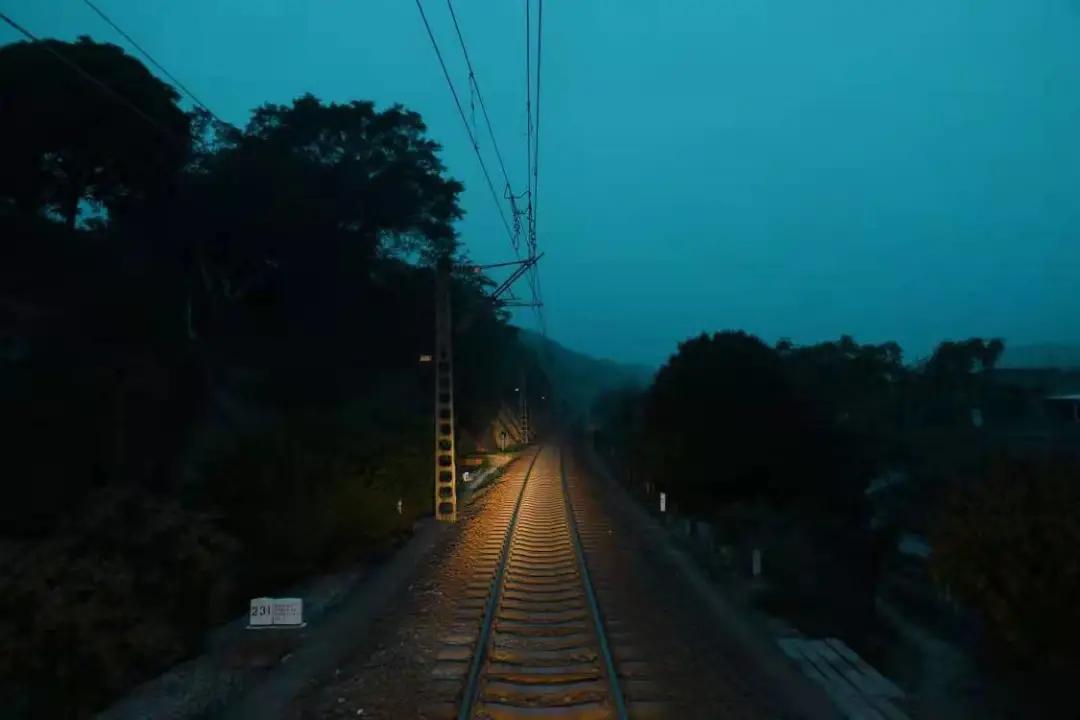 The most beautiful photograph in journey, it is so outside car window