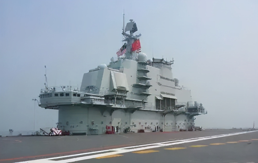 航母越大越好：辽宁舰和山东舰加一起，敌不过一艘尼米兹级