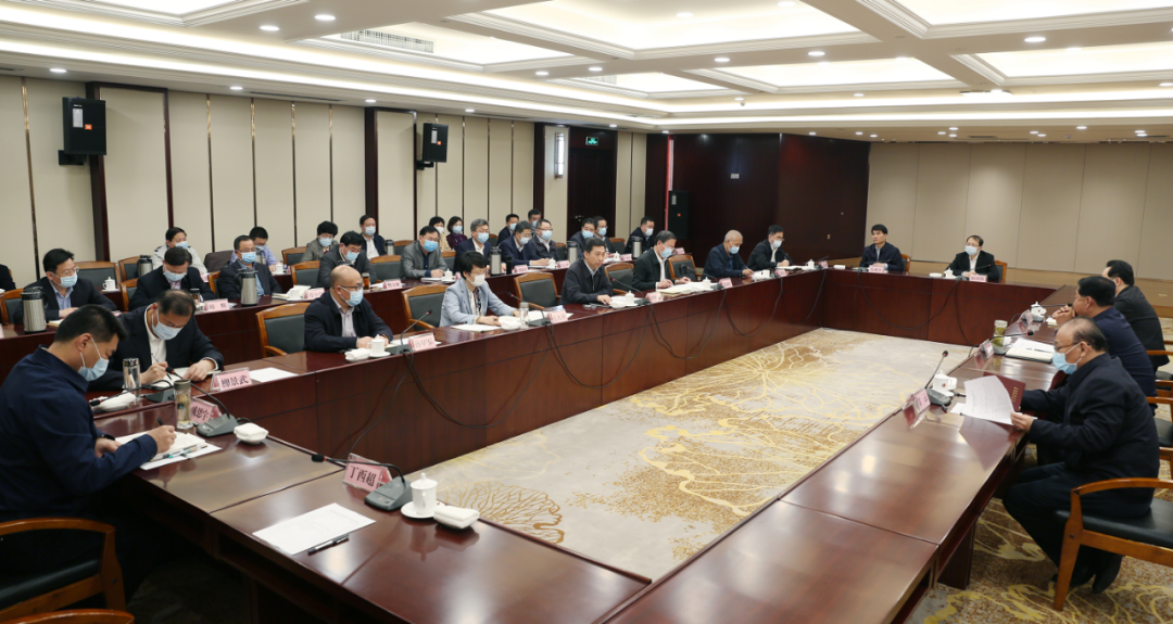 林峰海：推动政法队伍教育整顿向纵深发展