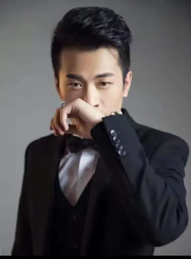 网红辛巴的毁灭之路，2月份高调捐款1.5亿，4月份