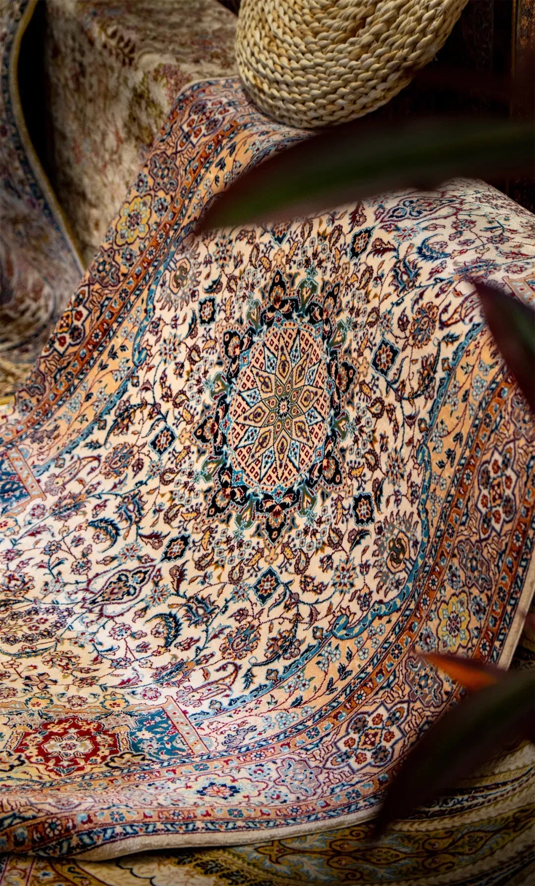 YDD·好物 | 手工真丝地毯为何如此珍贵？