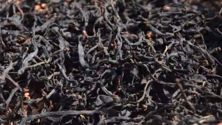 200万吨库存茶根本喝不完！谁能引领中国茶叶第三次产业革命？