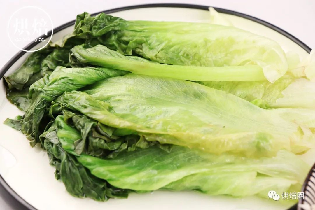 掉稱生菜雞肉捲熱量老低了吃飽飽也無負擔