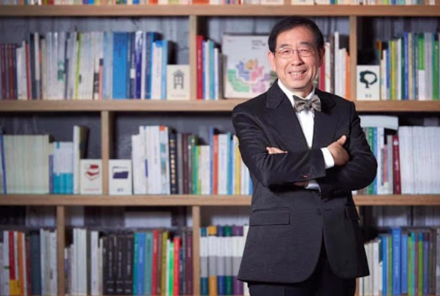 关注真相同时，不妨来了解首尔市长：高大上的