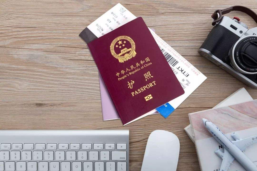 反击！中国对9家美媒体下达通牒，七天内交出财