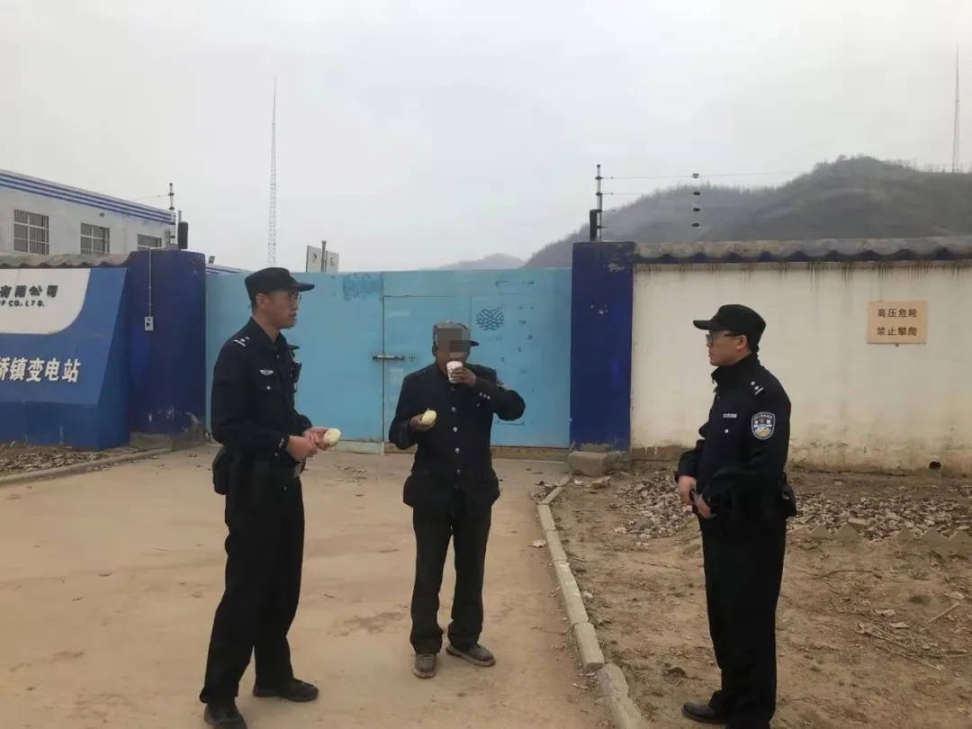 「我为群众办实事」甘泉公安：春风送暖 为民服务正当时