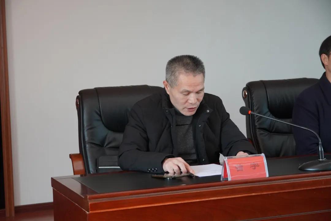 部常务副部长曾宇宣读任命决定会议由县委常委,组织部长陈奇勇主持