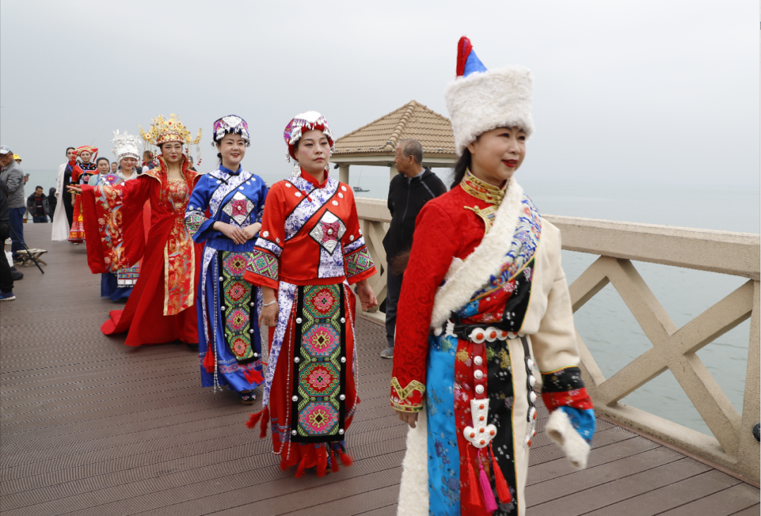 《全球华服网》第三届冠礼台华服文化季中国总决赛在北海成功举办