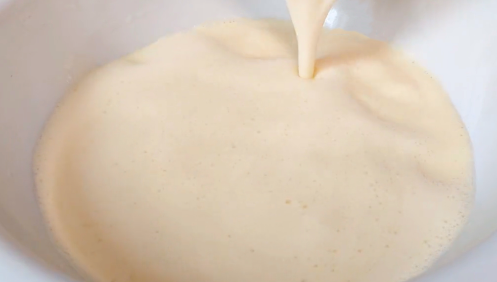 1碗大米打2雞蛋，不熬粥不做飯，出鍋鬆軟鮮香，大人孩子都愛吃