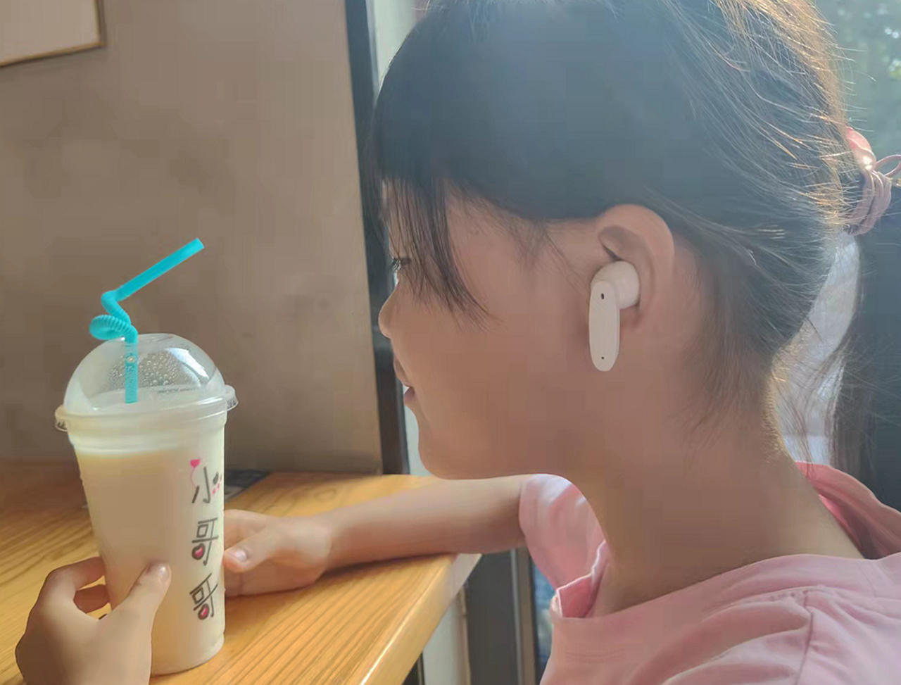 魅蓝 Blus 主动降噪耳机体验：主动降噪耳机的价格我帮你们打下来了