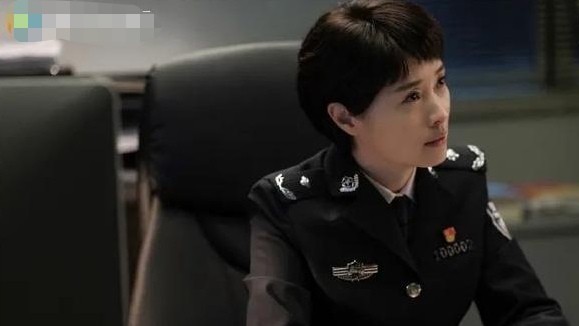 年度爆款预定！《扫黑风暴》开播大获好评，孙红雷张艺兴演技炸裂