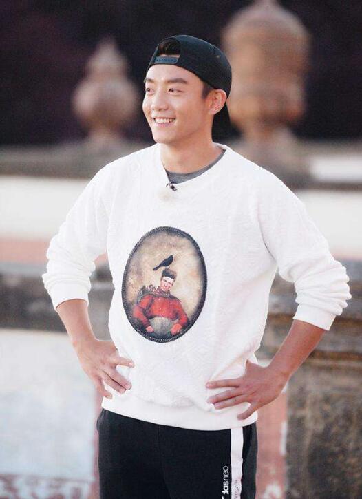 新一季《奔跑吧》开录，新成员帅气亮相，小猎