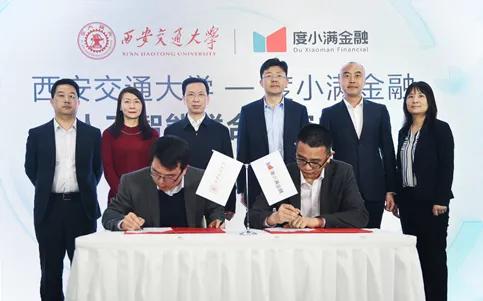 ��С������Я����������������˹����������о����ġ�