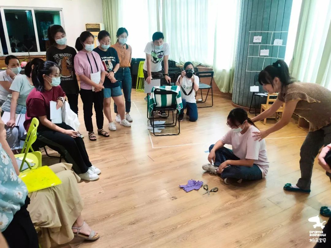 抓马宝贝.创造力课程《不是你的错》走进广州开发区第一幼儿园