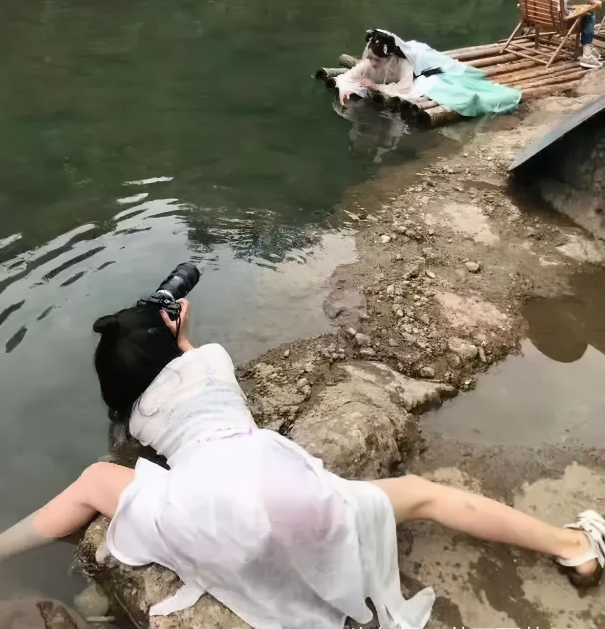 Does the girl give boudoir honey to take a picture with this kind of pose? The friendship that this looks even if spends a lot breaths out Hahahaha