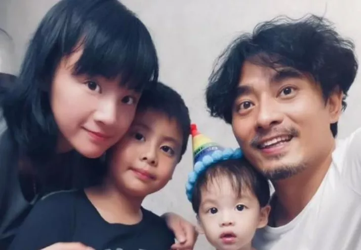 陈龙章龄之:闪恋闪婚闪孕,婚后9年无绯闻,一
