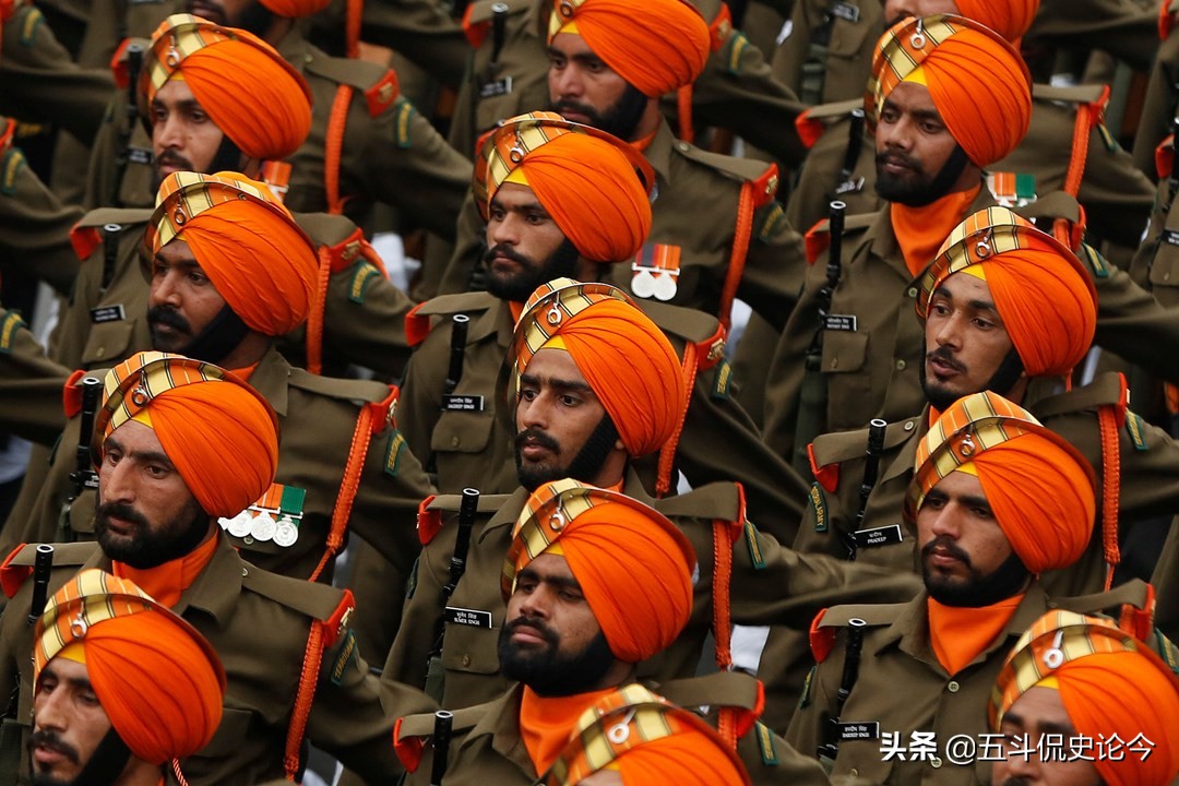 印度军人脑袋上“藏”兵器，环刃可攻可守太刁