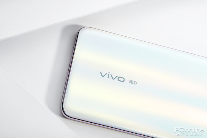 vivo S6评测：时尚潮拍，年轻人的第一部5G手机!