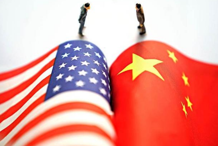 美国到现在还没清醒，金一南：美正把中国逼成一个无法战胜的对手