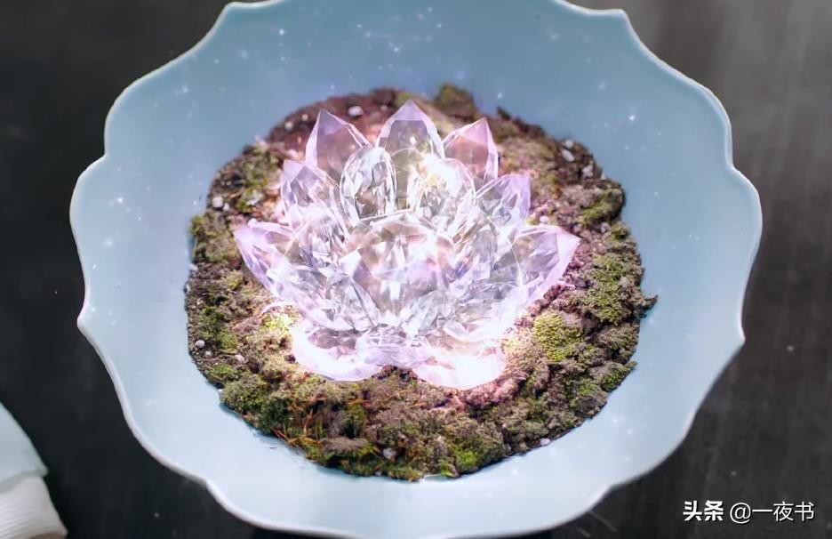 谦和|琉璃：看似谦和的昊辰手段卑劣 引司凤情人咒发作还用打妖鞭想杀司凤