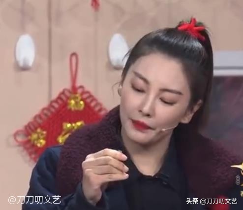 八字|众星春晚首秀谁赢了杨幂红裙惹火 倪妮白到发光张雨绮土上天