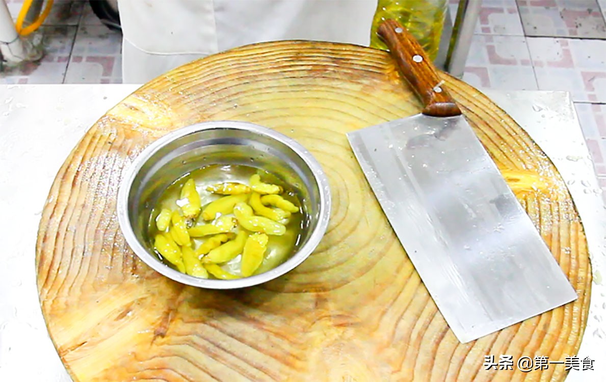 图片[10]-厨师长分享地道酸菜鱼 汤汁鲜香又开胃 鱼片嫩白又不腥-起舞食谱网