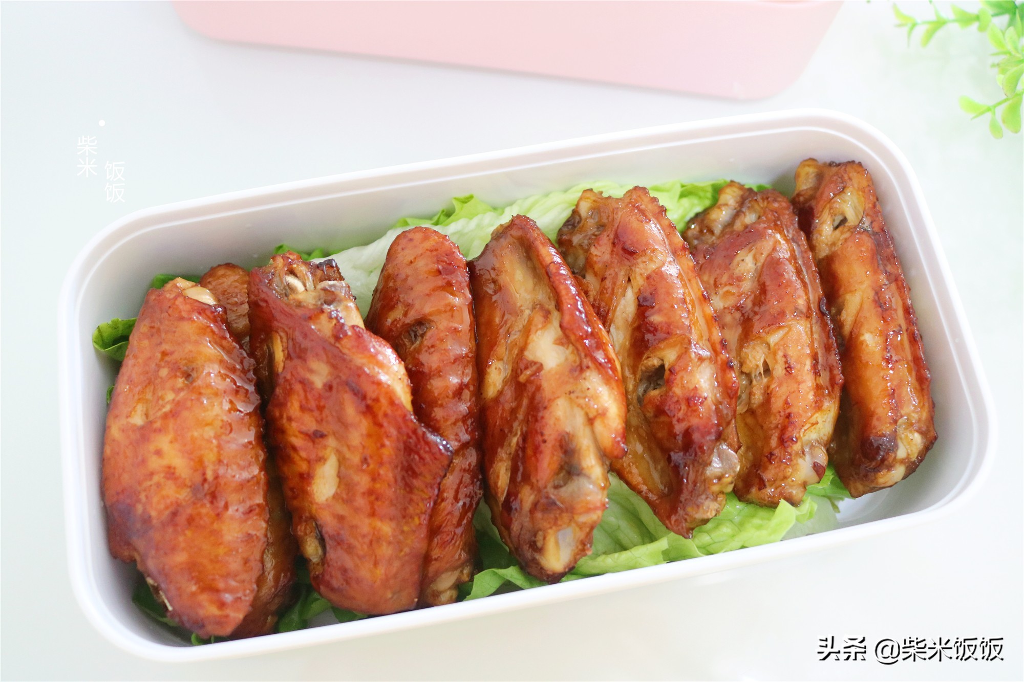 在家烤雞翅，別再買醃料了，這些家常調味料就足夠，簡單好吃