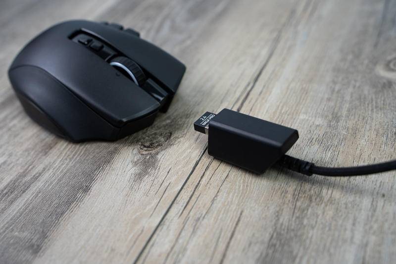 性能强劲，游戏类型通吃的雷蛇那伽梵蛇专业版鼠标体验