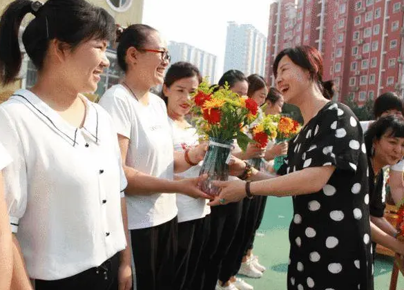 2021教师节即将到来，却被提议“取消教师节”，获得老师一致赞同