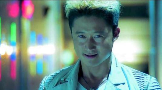 硬汉吴京的蜜糖婚姻：20亿身价背后，是妻子谢楠的一句“我养你”